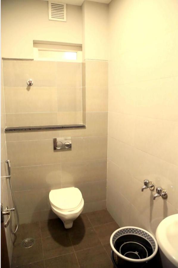 M Square Hotel Vellore Kültér fotó
